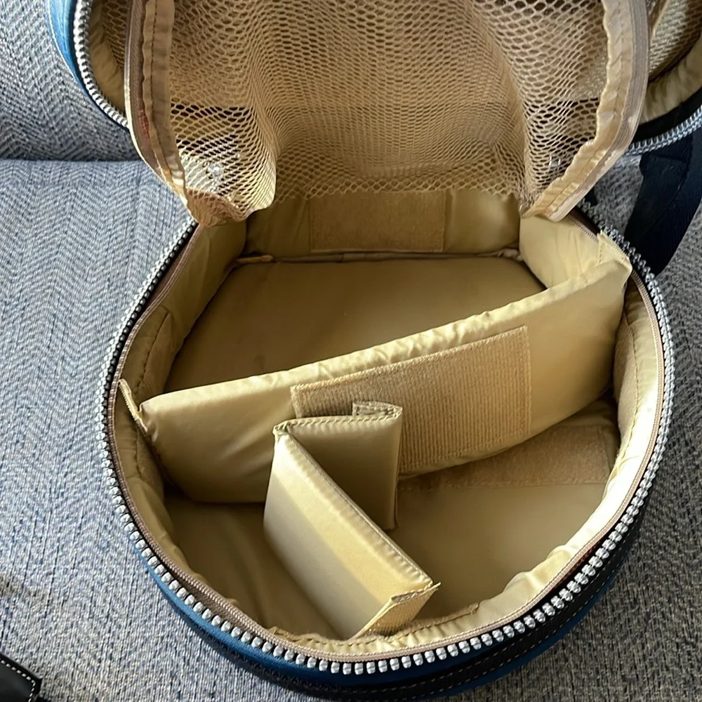 Kipling Camera and Lens Bag for a Nikon/Canon 300mm F 2.8. Lens NOT Included